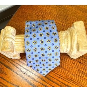 Lands End Mens Light Blue Yellow Medallion Silk Necktie Executive Preppy Classic
